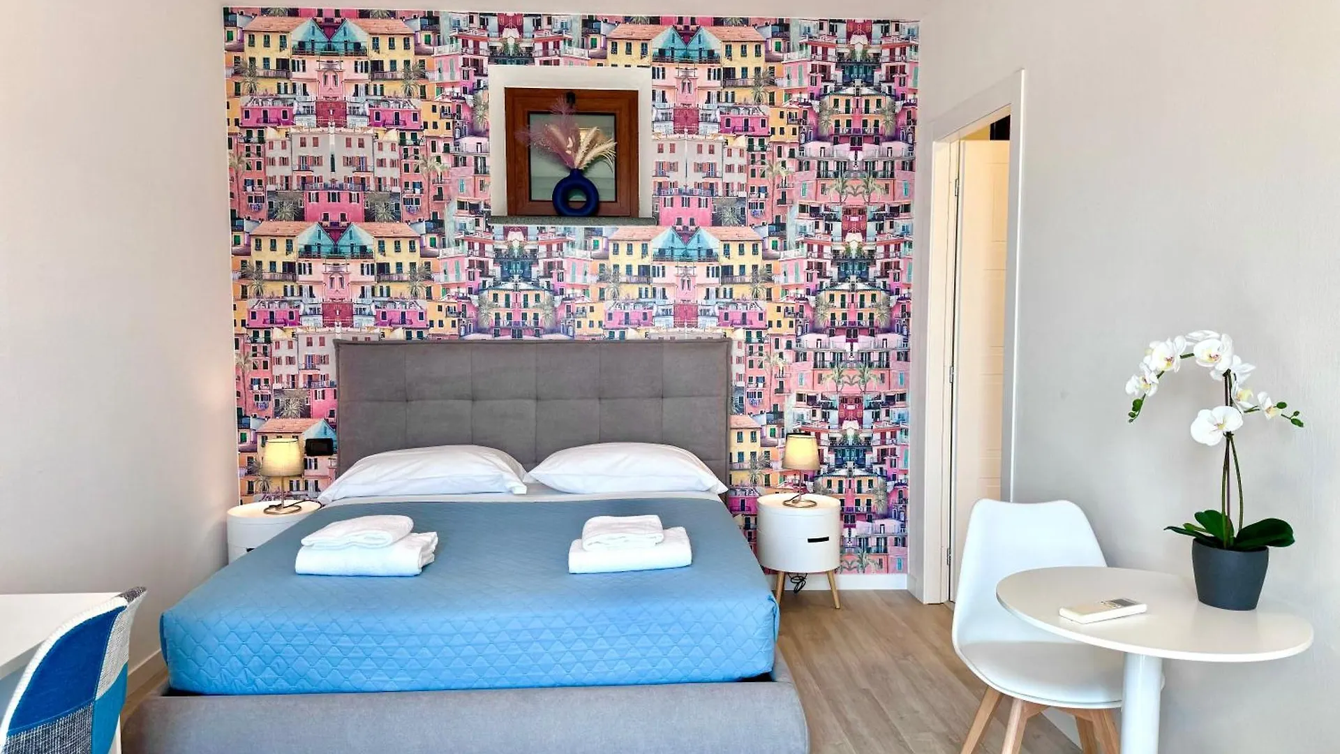 Mirage Rooms & Apartments Porto Venere Hotel